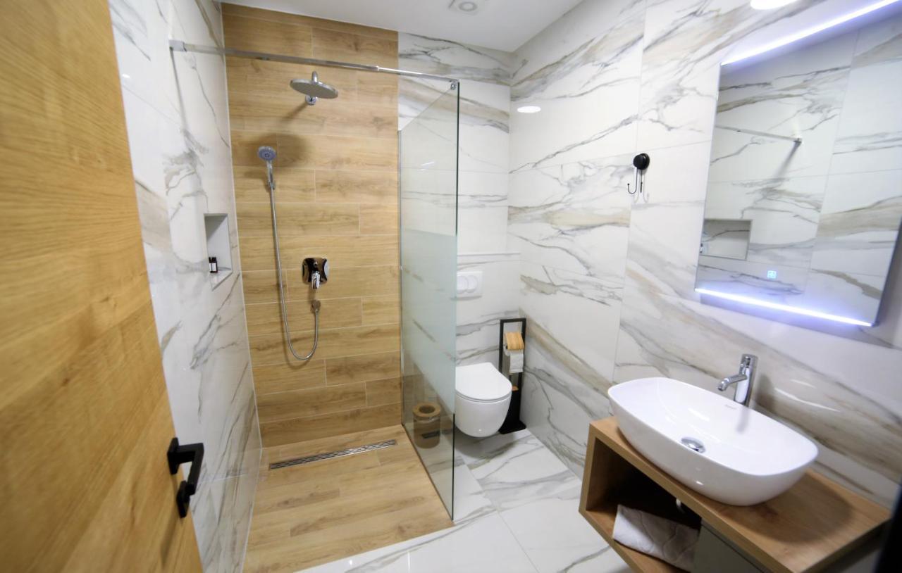 Rooms Slavonski Brod Exterior photo